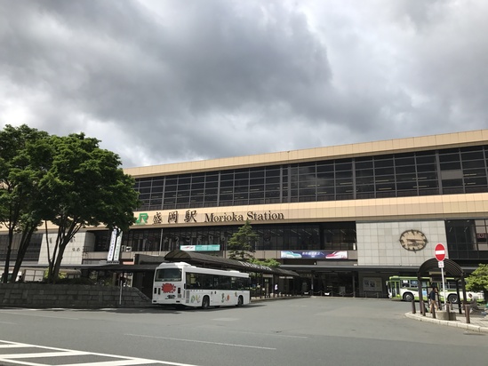 サヨナラ盛岡 また来年! 車中での朝ごはん。_c0212604_1020428.jpg