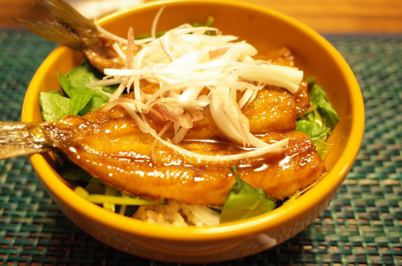 鰯の蒲焼丼_e0033248_18142488.jpg