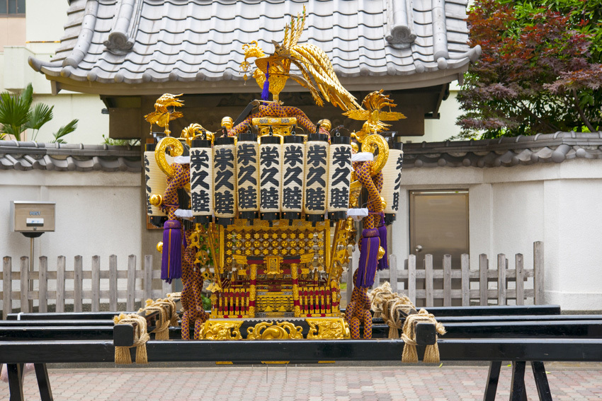 土曜日は鳥越祭一日目　_f0077849_19592479.jpg