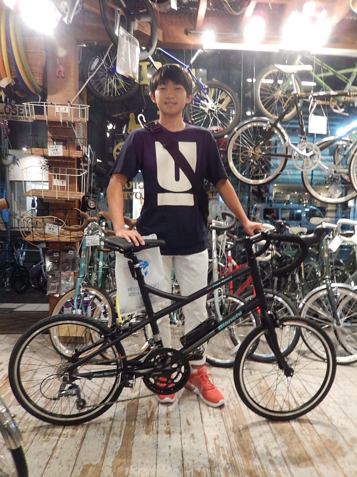 6月11日　渋谷　原宿　の自転車屋　FLAME bike前です_e0188759_19433572.jpg