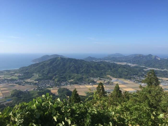 可也山に登る。_d0116009_12010405.jpg
