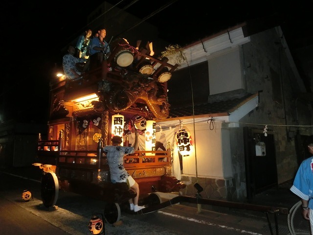 腿と腰がパンパンに　　吉原祇園祭で西仲町の山車巡行_f0141310_08221941.jpg