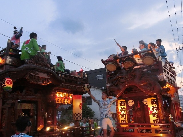 腿と腰がパンパンに　　吉原祇園祭で西仲町の山車巡行_f0141310_08225101.jpg