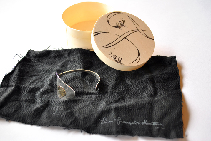 Lin francais d\'antan spoon bangle_c0215933_1453838.jpg