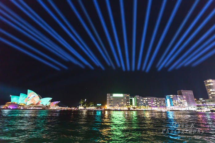 vivid sydney 2017 ~1~ Opera house _f0084337_20054834.jpg