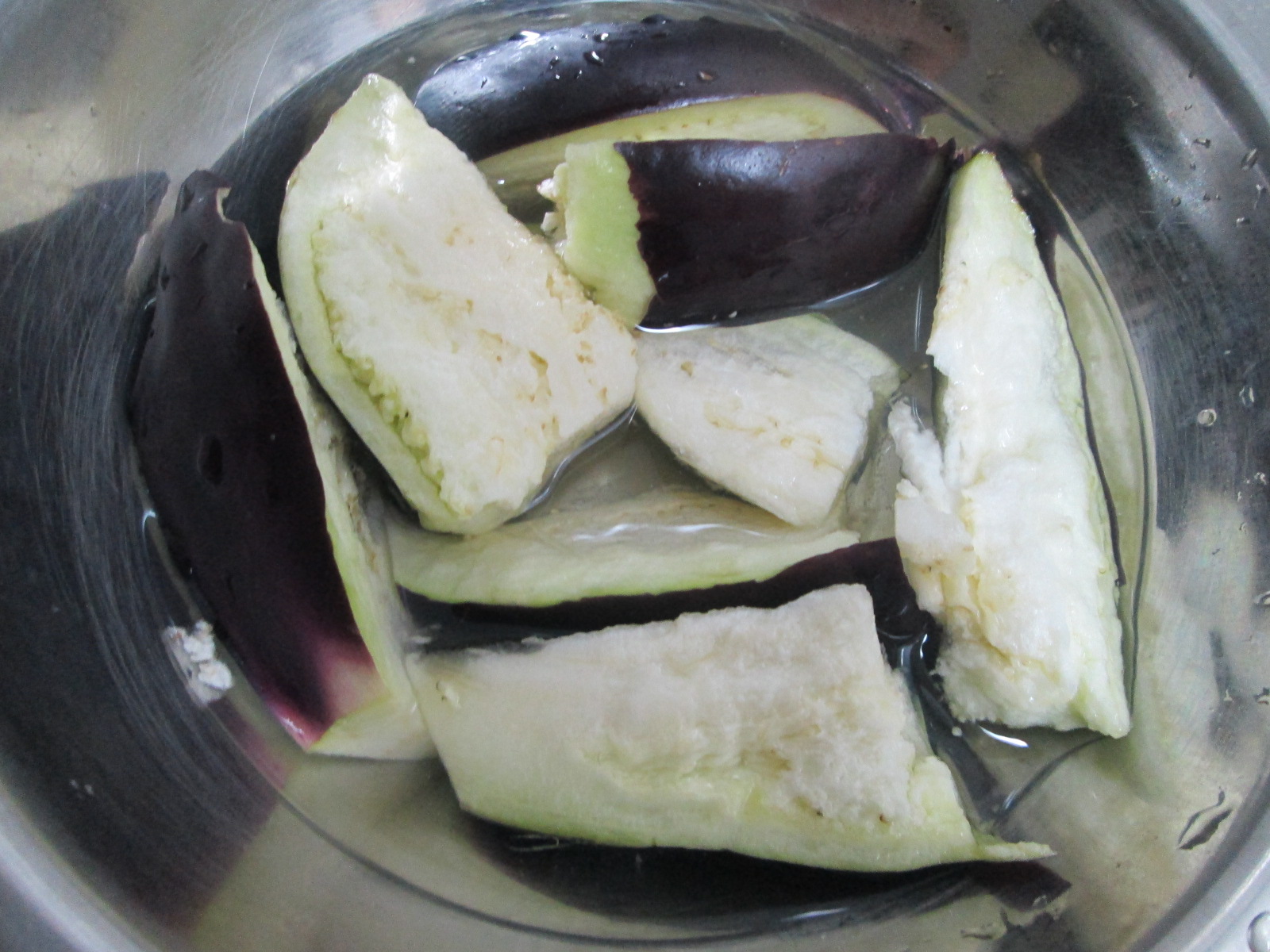 昆布茶で即席 水茄子の浅漬け風 Candy Sarry 2 昆布茶で即席 水茄子の浅漬け風 Candy Sarry 2