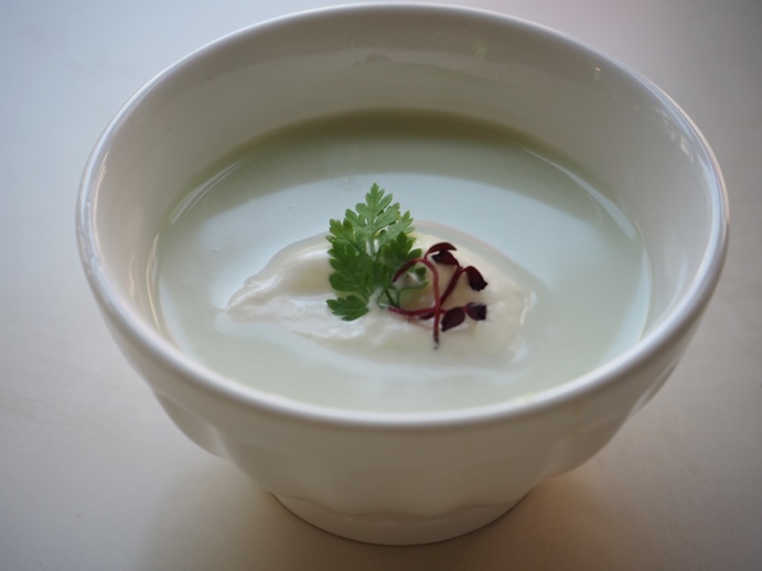 空豆のスープ_e0148373_22412140.jpg