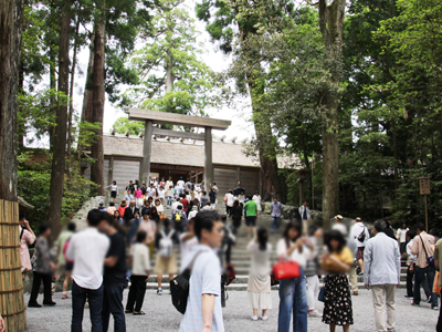 伊勢神宮と熊野那智（１）_c0201112_17581880.jpg