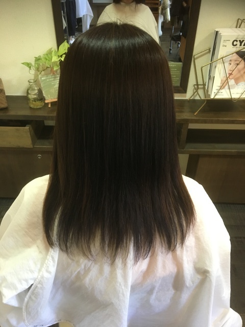 いよいよ梅雨本番。ストレートパーマのお話し。_a0133078_21491562.jpg