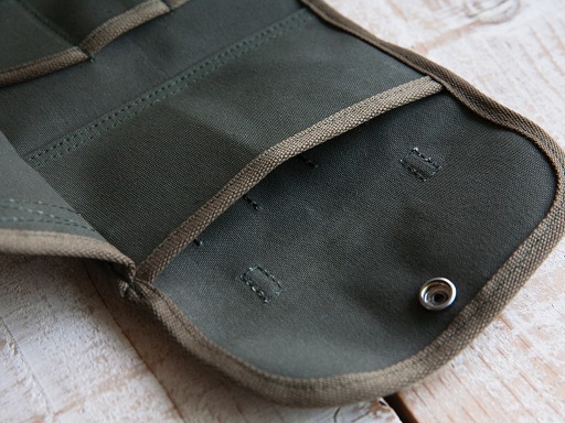 Storage Wallet_d0160378_20425976.jpg