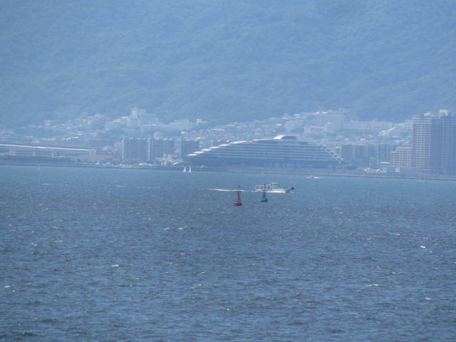 izumi＆小早川秀樹と行く！大阪舞洲ゆり園日帰りバスツアーに参加_a0100706_07264480.jpg