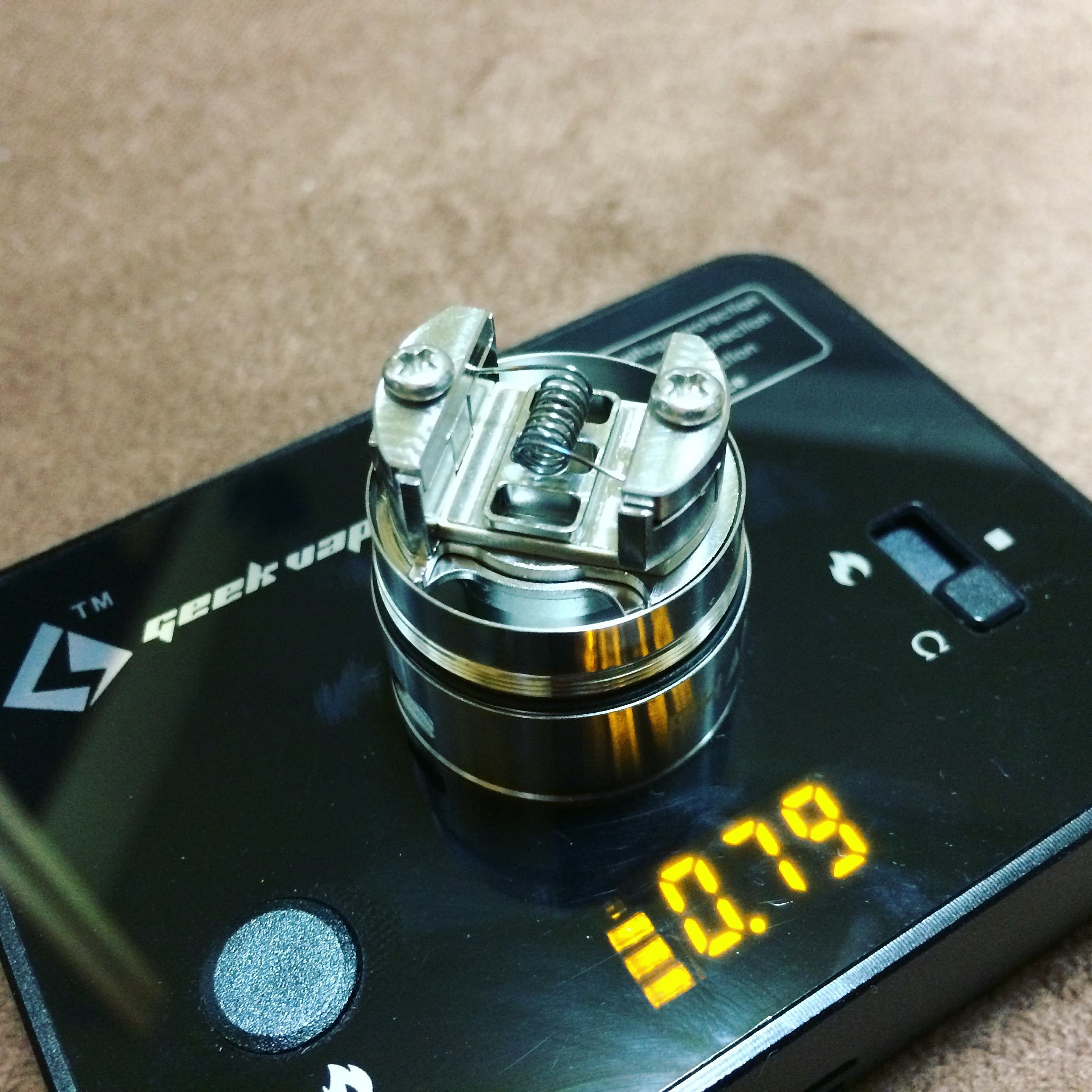 Digiflavor PHARAOH Dripper Tank 25 RDTA_f0116783_21570091.jpg