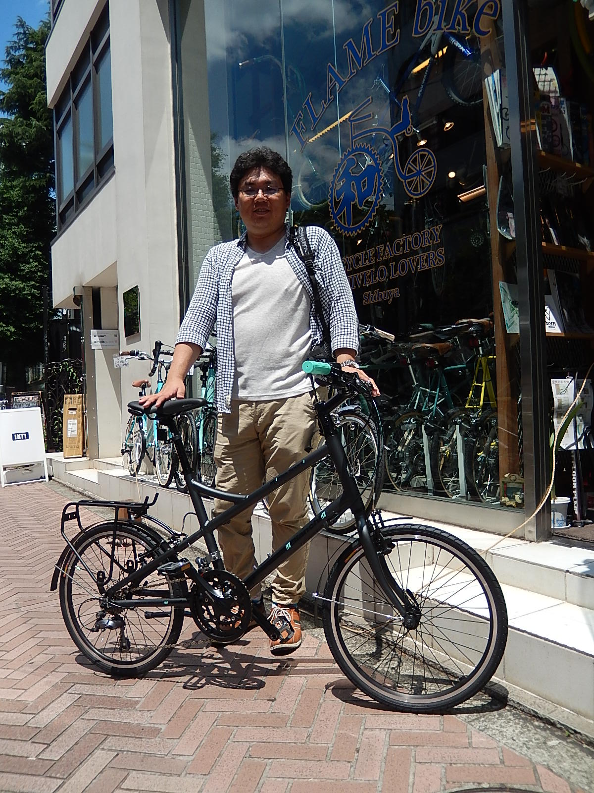 6月17日　渋谷　原宿　の自転車屋　FLAME bike前です_e0188759_1811235.jpg