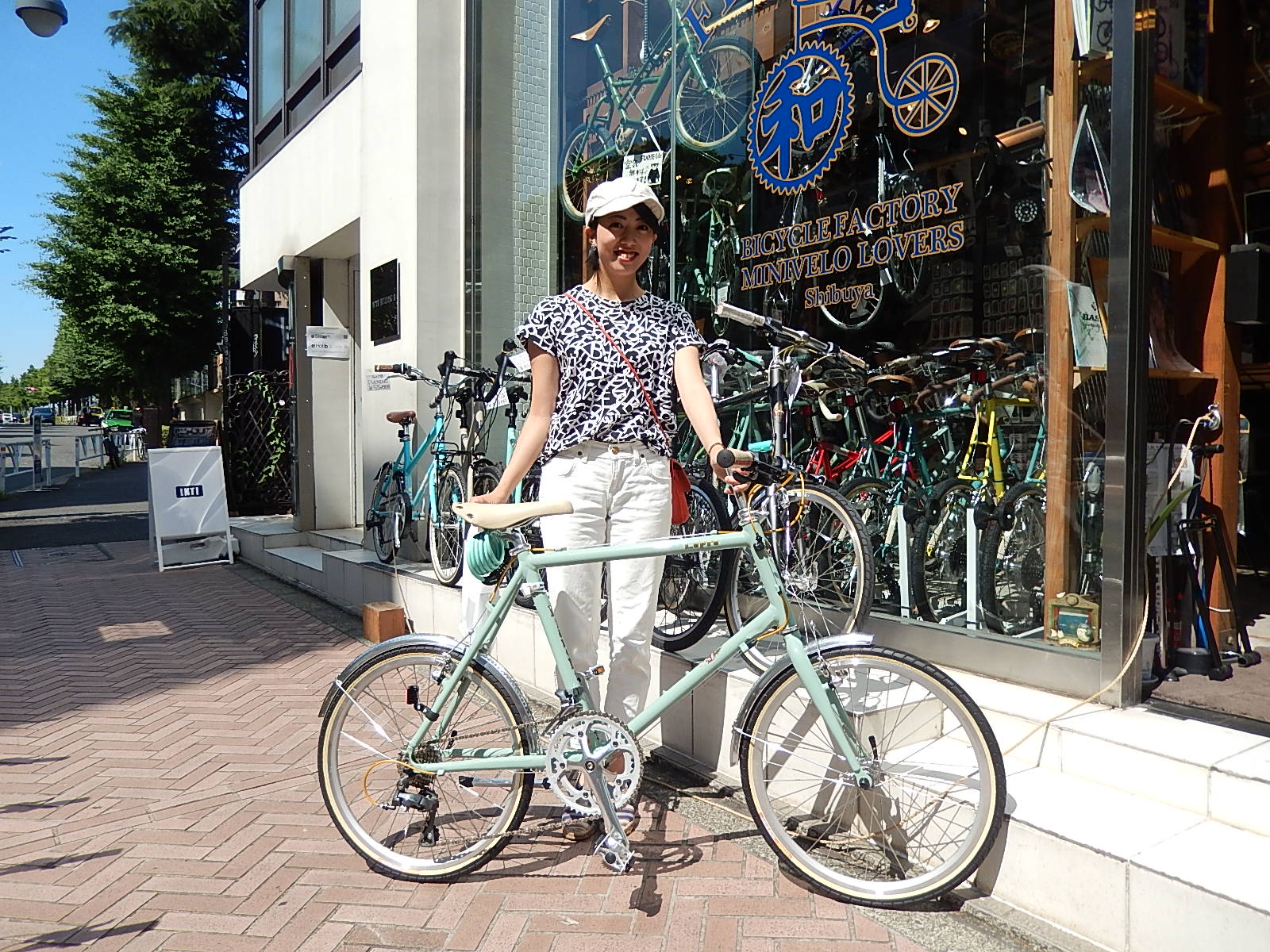 6月17日　渋谷　原宿　の自転車屋　FLAME bike前です_e0188759_18142666.jpg
