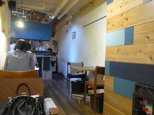 新宿三丁目「スコップカフェ」」へ行く。_f0232060_1340642.jpg