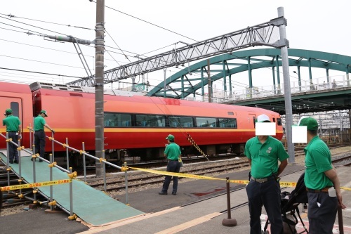 関東遠征　その8　大宮鉄道ふれあいフェア2017②253系試乗会ほか　2017.05.27_d0187275_11254271.jpg