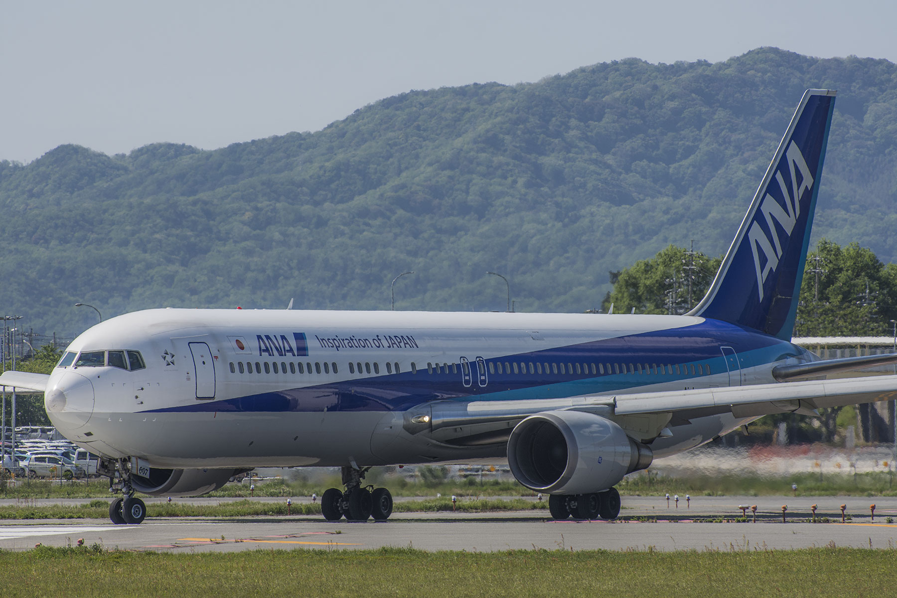 Boeing 767-300ER / JA607A : SKY LOUNGE GARDEN -transporter side- Boeing 767-300ER / JA607A : SKY LOUNGE GARDEN -transporter side-