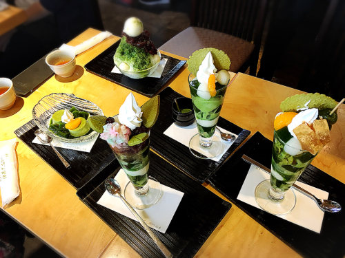 伊藤久右衛門 本店_e0292546_23241474.jpg