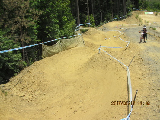 f0037753_23103615.jpg