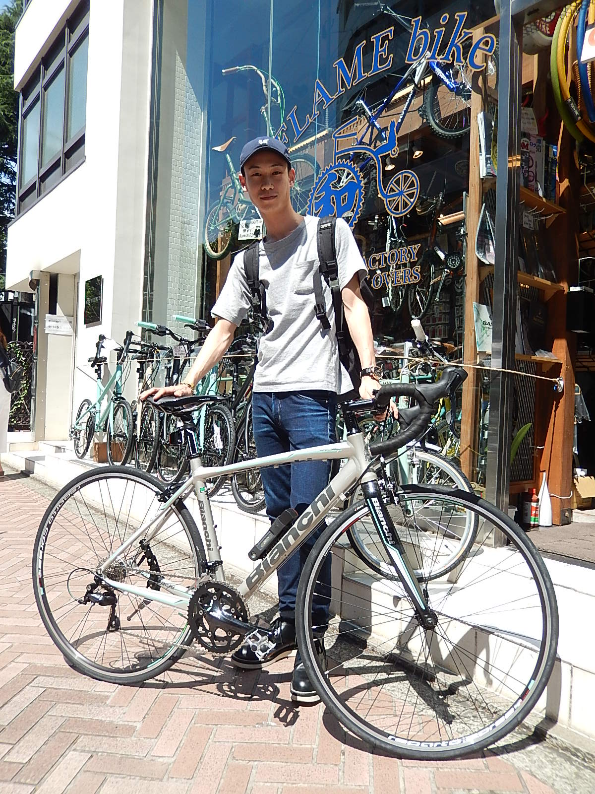 6月19日 渋谷 原宿 の自転車屋 FLAME bike前です_e0188759_1924891.jpg
