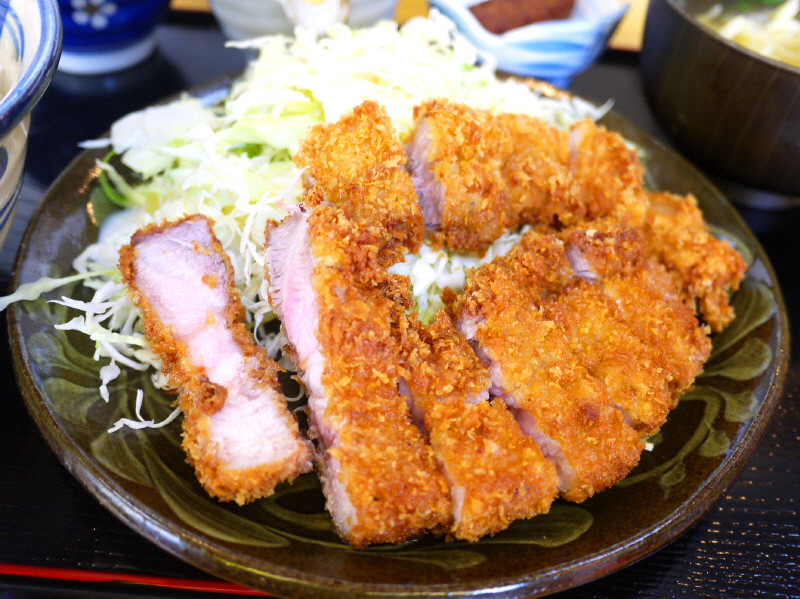 あぐーのバラカツ定食 【茅ヶ崎　大衆食堂　鳥嶺 (とりみね)】_b0153224_19081166.jpg