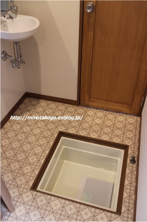 収納の余裕は気持ちの余裕 ~床下収納ユニット~_e0343145_15210422.jpg