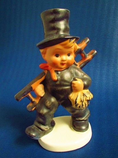 ゲーベル社 フンメル人形 「リトル・ハイカー」 ゲーベル社 フンメル人形 「リトル・ハイカー」 - メルカリ