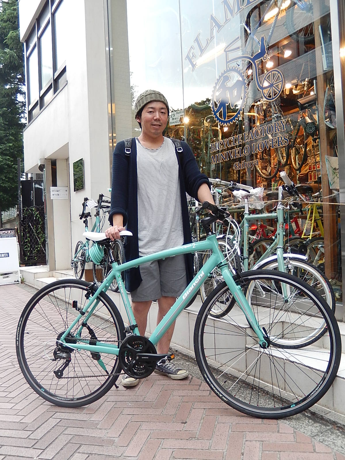 6月22日　渋谷　原宿　の自転車屋　FLAME bike前です_e0188759_1946131.jpg