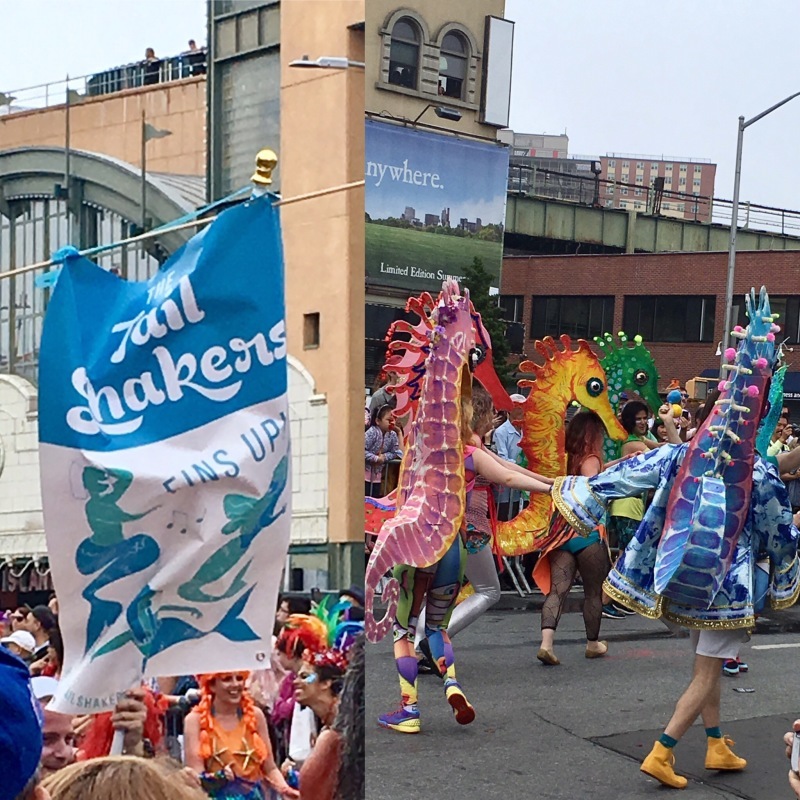 Dancing Between Raindrops at the Mermaid Parade in Coney Island _b0357502_01054285.jpg
