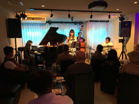 Jazzlive comin  明日土曜日はセッションです！_b0115606_12323819.jpg