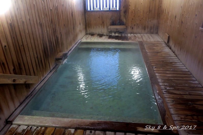 ◆ 復興の東北へ、その4 「蔵王温泉 深山荘 高見屋」へ 温泉編 （2017年6月）_d0316868_21423766.jpg