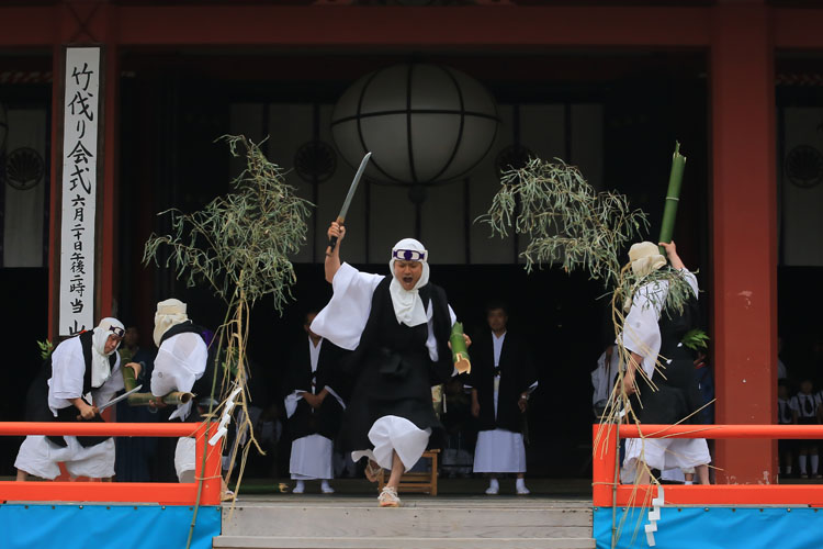 鞍馬寺「竹伐り会式」_e0051888_2112116.jpg