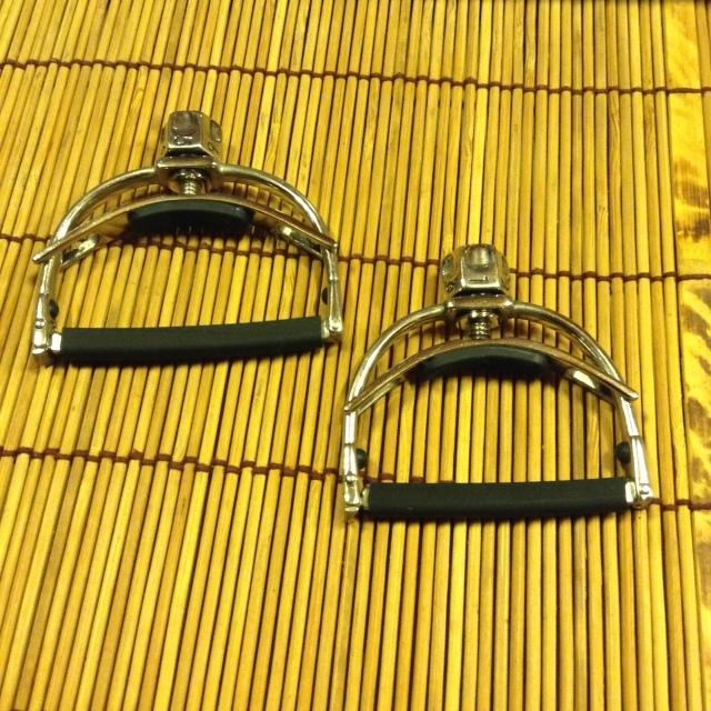 こりゃええ、Shubbの新しいカポタスト FineTune Capo_a0334793_17323793.jpg