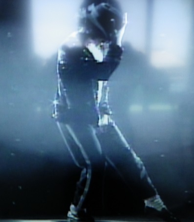 MICHAEL JACKSON LIVE IN BUCHAREST:THE DANGEROUS TOUR_e0034493_14030763.jpg