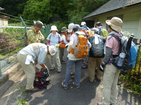 市民向け登山教室実技 『丹生山系縦走』 ロングコースの歩き方_c0218841_23070460.jpg