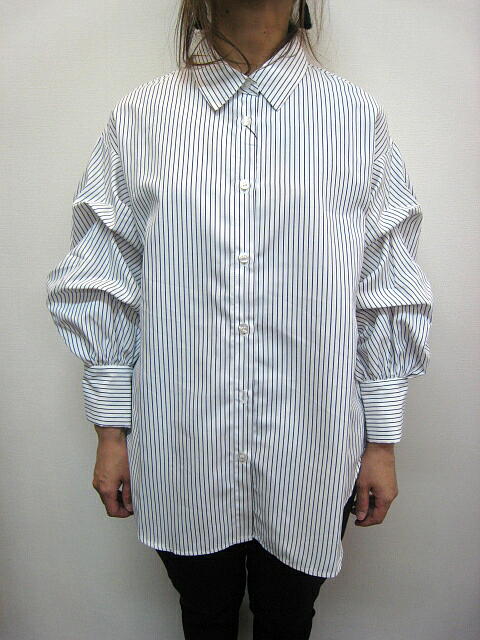 ＯＳＭＯＳＩＳ（オズモーシス）変形スリーブブラウス　ＷＨＩＴＥ×ＮＡＶＹ（ＳＴＲＩＰＥ）　_a0089359_112236.jpg