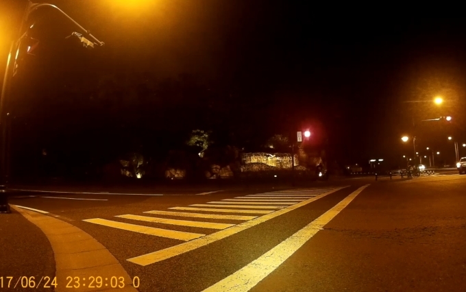 f0376214_01180232.jpg