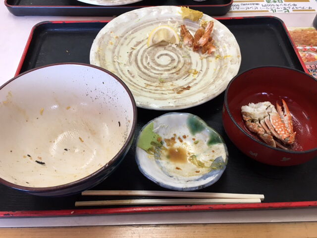 デカ盛り市場めし_a0359239_03394384.jpg