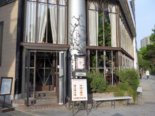 新宿御苑前「カフェ ラ・ボエム」へ行く。_f0232060_17111035.jpg