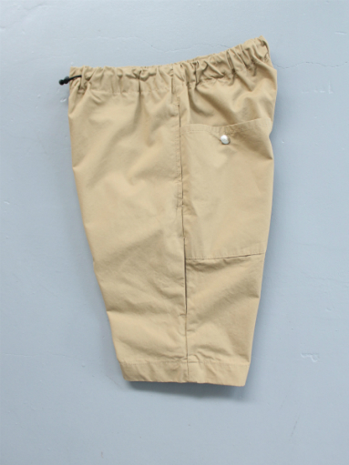 NECESSARY or UNNECESSARY （N.O.UN.） SPINDLE SHORTS _b0139281_16355469.jpg