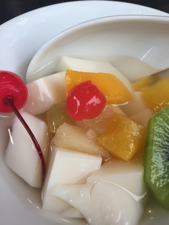 2017年6月25日  かっこいいマッサージチェアはないのか？_b0098584_20403739.jpg