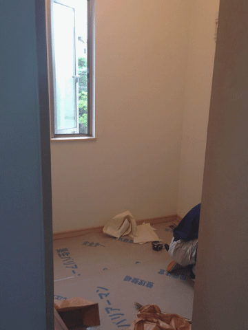 b0162000_13083291.gif
