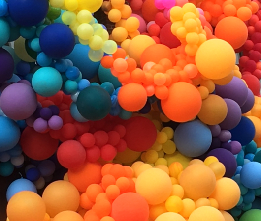 NYに登場した1万個の風船を使ったアート作品 by Geronimo Balloons_b0007805_10592924.jpg