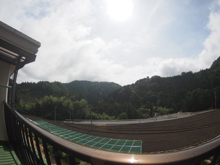 曇りのち晴れのち雨のち曇り_c0116915_0293658.jpg