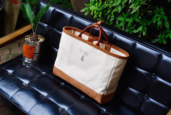 white canvas tote_b0172633_21545976.jpg
