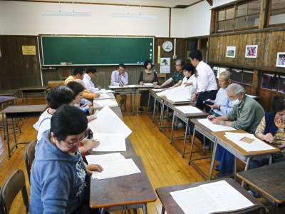 無農薬・無化学肥料で育てる「菊池水源産エゴマ」 『白えごま油』再入荷!白えごまの成長と黒エゴマの播種!_a0254656_19030910.jpg