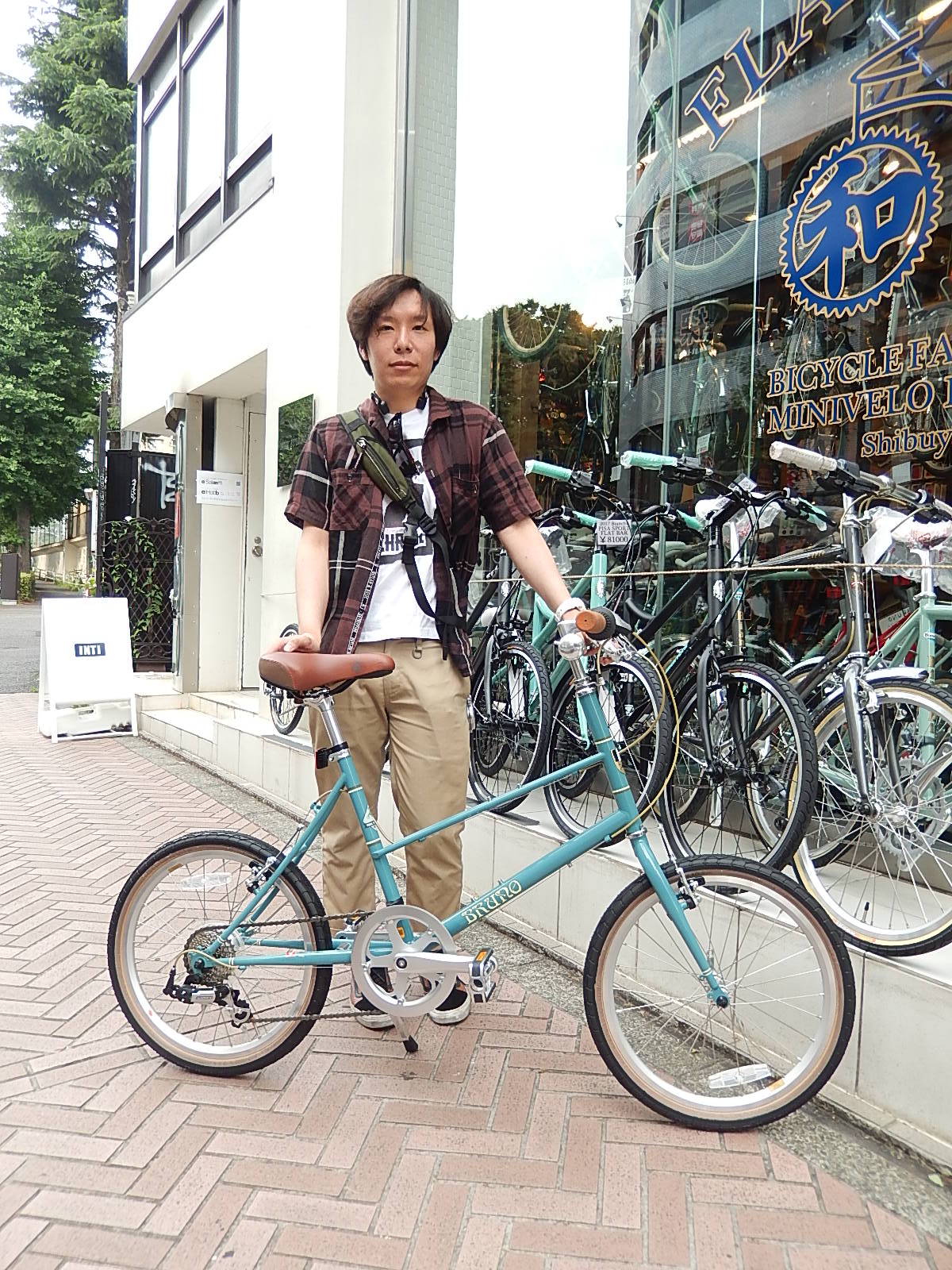 6月26日　渋谷　原宿　の自転車屋　FLAME bike前です_e0188759_1931848.jpg