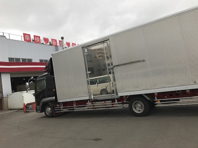 2台の御納車&2台のご成約です!!☆(伏古店)_c0161601_18552274.jpg