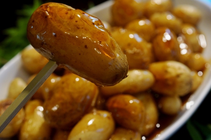 菜園採りの 新じゃがの小芋だけを集めて 焼きじゃが餡かけ 料理と趣味の部屋