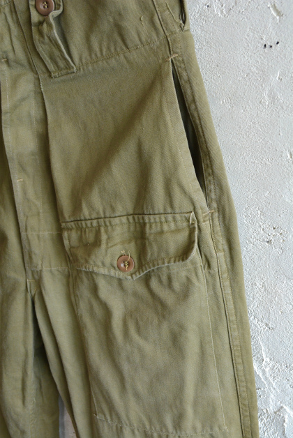 Belgian army 50\'s army pants _f0226051_12541178.jpg